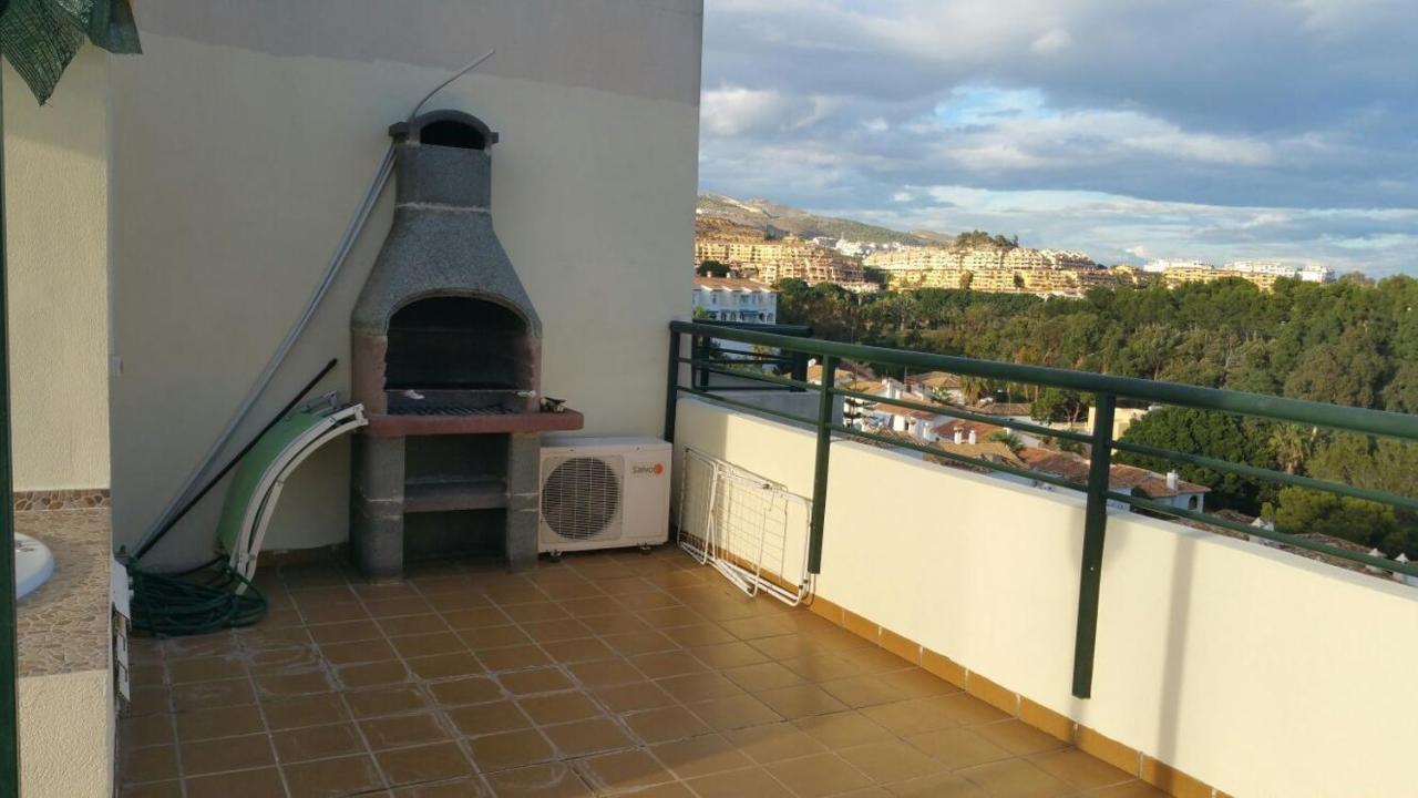 Atico 3 Habitaciones Benalmadena Costa Con Jacuzzi Y Barbacoa Privado Zewnętrze zdjęcie